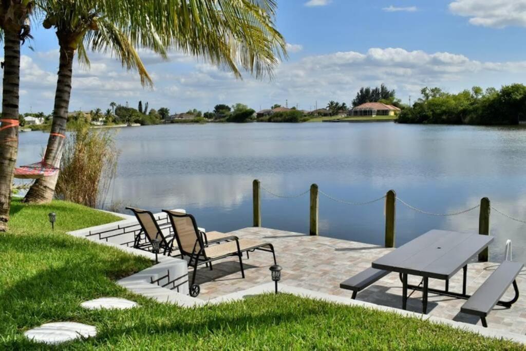 Villa Florida Vacation Cape Coral Exterior photo